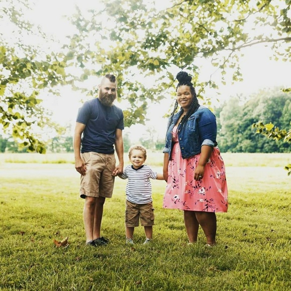 Meet your Posher, Erin - Picture 3 of 4